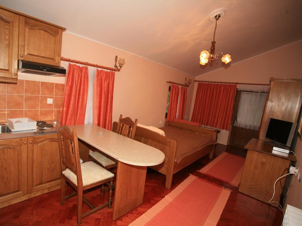 Apartments Vrata Baranje Bilje Room photo